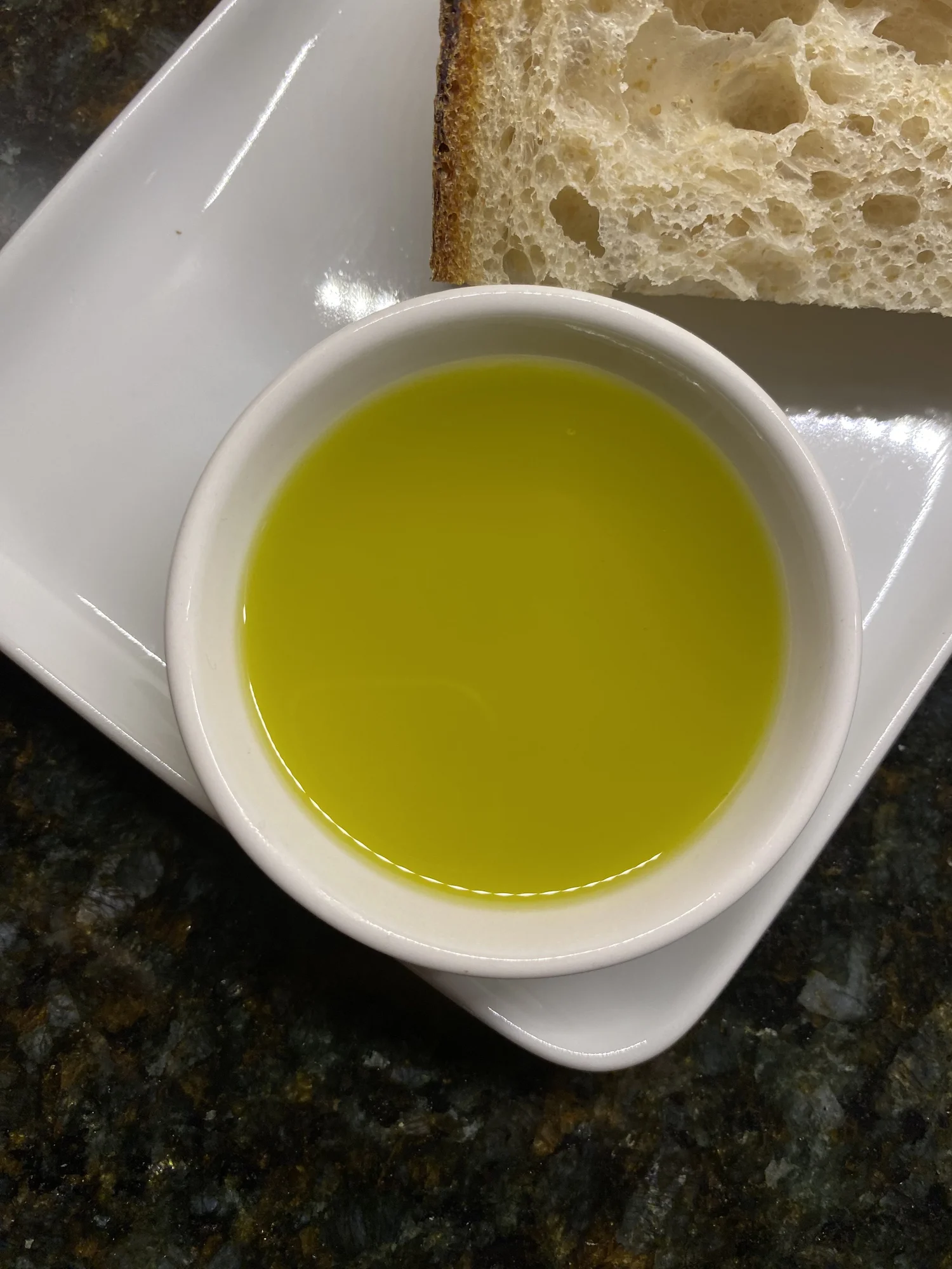 Olive Oil Flavor Profiles & Pairings