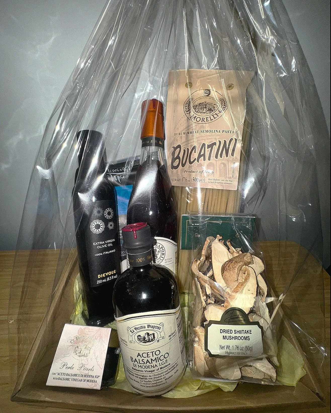 Discover the Perfect Gift: Gourmet Baskets and Bundles for Food Lovers