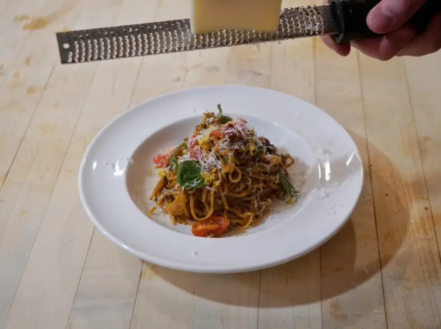 Tomato Pasta with Sun-dried Tomato Pesto